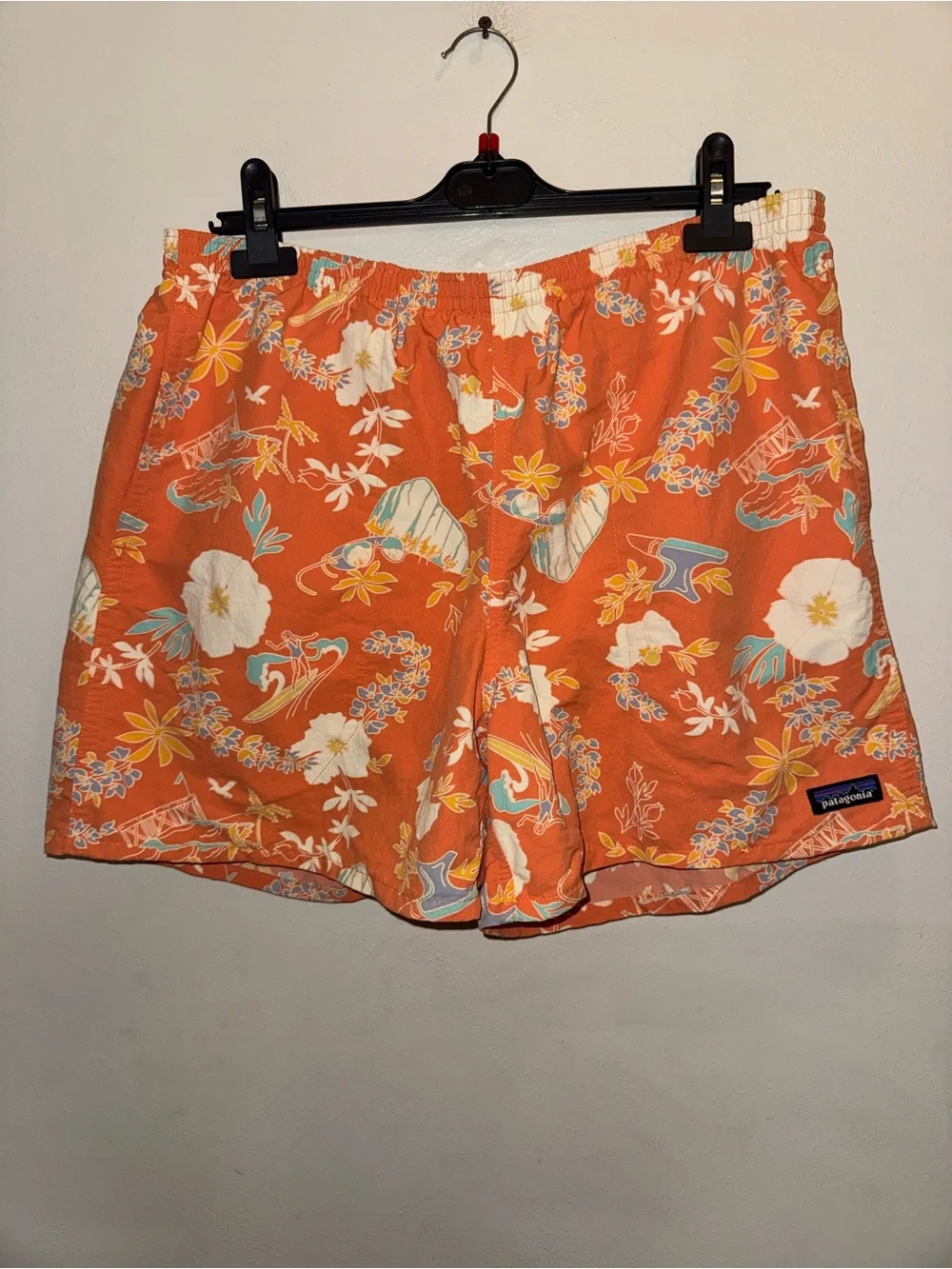 Patagonia Men’s Baggies Swim Trunks 5” Orange Flowers Size Large